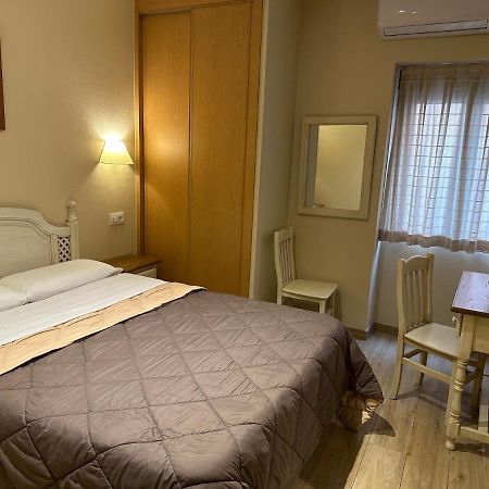 Hotel Toledo Plaza Esterno foto