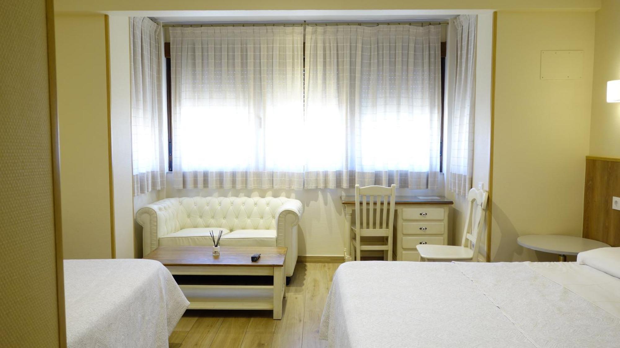 Hotel Toledo Plaza Esterno foto